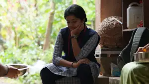 Backdrop to the movie "Thudarum" #719818