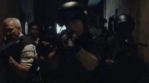 Backdrop to the movie "The Raid" #676014