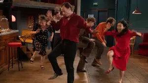 Backdrop to the movie "The Falling Star" #755648