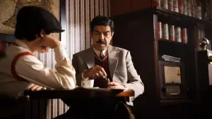 Backdrop to the movie "Naples to New York" #654571