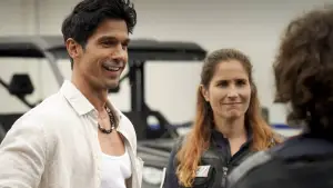 Backdrop to the movie "Haute saison" #788896