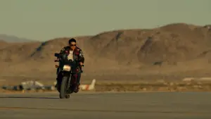 Backdrop to the movie "Top Gun: Maverick" #553378