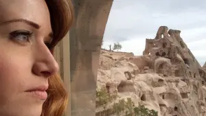 Backdrop to the movie "Non-Transferable" #493247