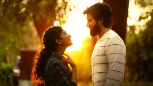 Backdrop to the movie "Amaran" #686580