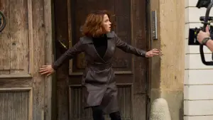 Backdrop to the movie "Canary Black" #623079