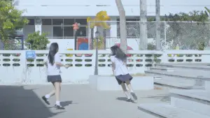 Backdrop to the movie "รถไฟ" #537897