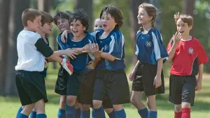 Backdrop to the movie "Playing for Keeps" #437165