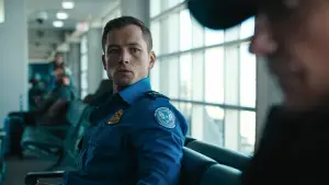 Backdrop to the movie "Carry-On" #779966