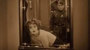 Backdrop to the movie "Wings" #679980