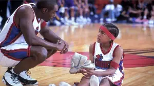 Backdrop to the movie "Like Mike" #861976