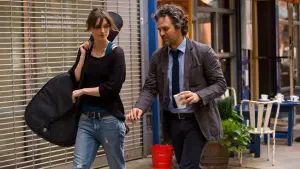 Backdrop to the movie "Begin Again" #230278