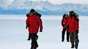 Backdrop to the movie "Antarctic Journal" #447890