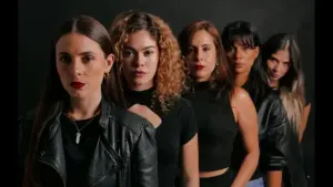 Backdrop to the movie "Despedida de solteras" #405682