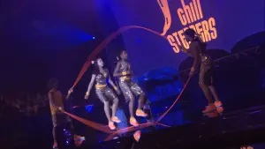 Backdrop to the movie "Jump In!" #395993