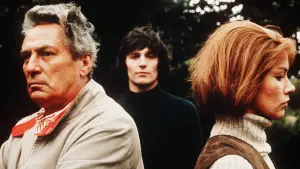 Backdrop to the movie "Sunday Bloody Sunday" #404720