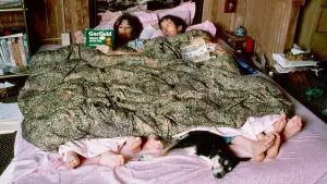 Backdrop to the movie "Jane Fonda in Five Acts" #425048