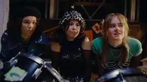 Backdrop to the movie "Chatworld Forever" #458768