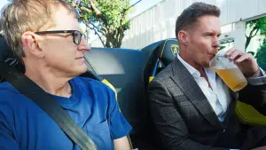 Backdrop to the movie "Louis Theroux: Inside the Manosphere" #761485