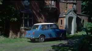 Backdrop to the movie "The House That Dripped Blood" #393883