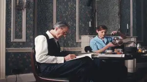 Backdrop to the movie "Phantom Thread" #671784