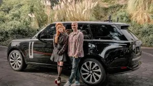 Backdrop to the movie "A Carpool Karaoke Christmas" #678403