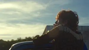 Backdrop to the movie "Bones and All" #811191