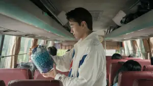 Backdrop to the movie "Love Untangled" #594310