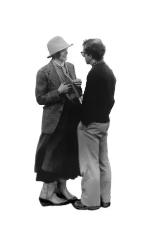 Poster to the movie "Annie Hall" #754595