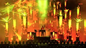Backdrop to the movie "Jean-Michel Jarre Live in Sevilla" #932286