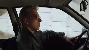 Backdrop to the movie "The Hit" #455182