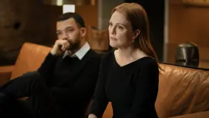 Backdrop to the movie "Sharper" #244635