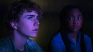 Backdrop to the movie "A Hero