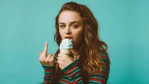 Backdrop to the movie "Summer 