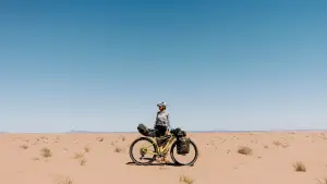 Backdrop to the movie "SAME SUN - MIT DEM FAHRRAD DURCH AFRIKA" #807055