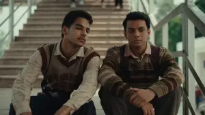 Backdrop to the movie "Homebound" #586234