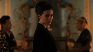 Backdrop to the movie "Parthenope" #598984