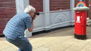 Backdrop to the movie "I Am Martin Parr" #704398