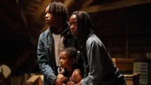 Backdrop to the movie "The Woman in the Yard" #612743