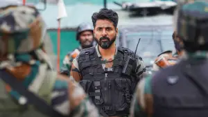 Backdrop to the movie "Amaran" #686579