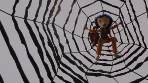 Backdrop to the movie "Coraline" #522428