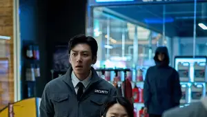 Backdrop to the movie "Colony" #783952