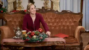 Backdrop to the movie "Christmas at the Palace" #425110