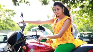 Backdrop to the movie "Aarambame Attagasam" #743288