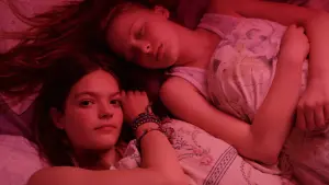 Backdrop to the movie "Heartstone" #452005