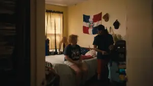 Backdrop to the movie "Mad Bills to Pay (or Destiny, dile que no soy malo)" #776607