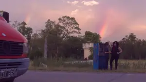 Backdrop to the movie "White Roses, Fall!" #563253