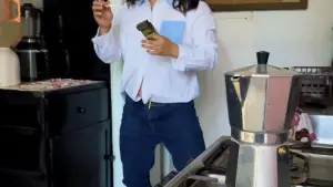 Backdrop to the movie "Av Antura" #687326