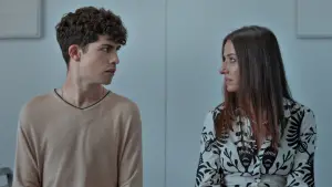 Backdrop to the movie "Blue for a Boy" #678146