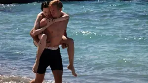 Backdrop to the movie "W.E." #433747