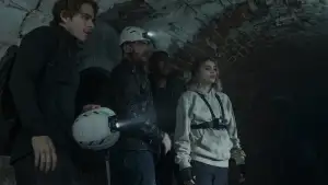 Backdrop to the movie "Do Not Enter" #795664